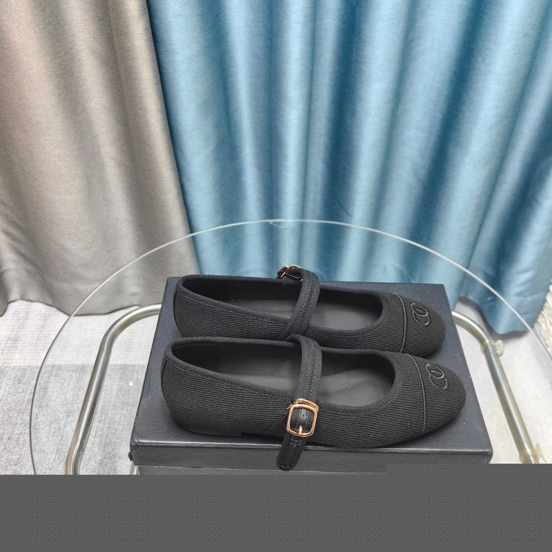Ch*el slippers